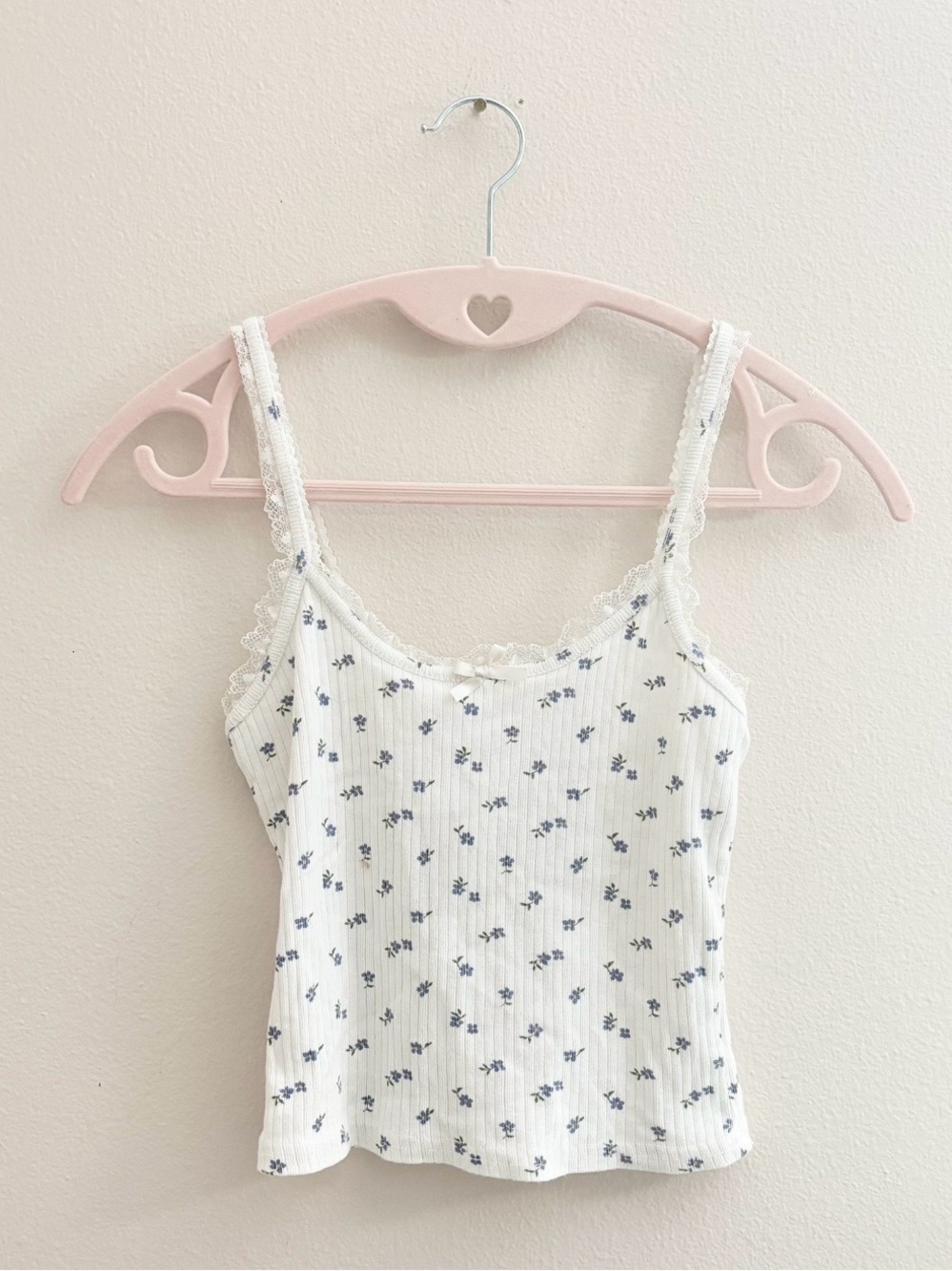 5/$25 🩷 Full Tilt White Lace-Trim Floral Tank Top